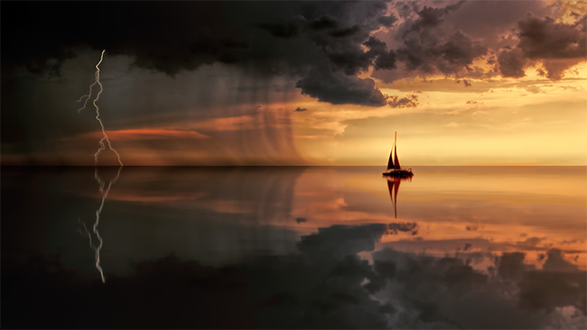sailboat-sunset-with-lightning